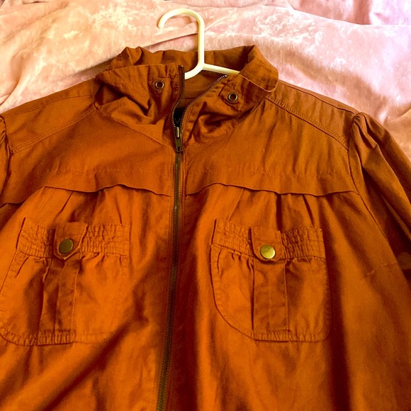 Brown jacket - Picture 1 of 1